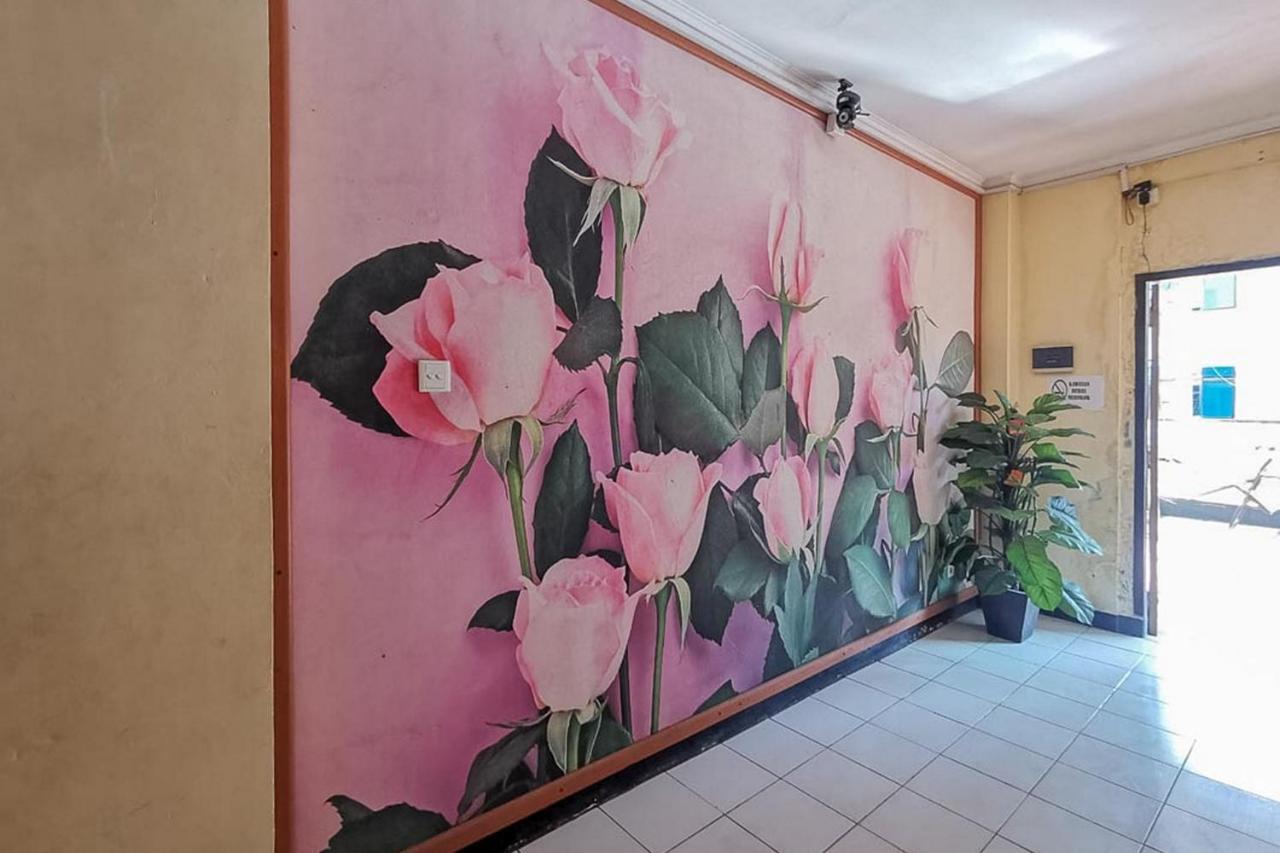 Good Sleep Balikpapan Mitra Reddoorz Hotel Exterior photo